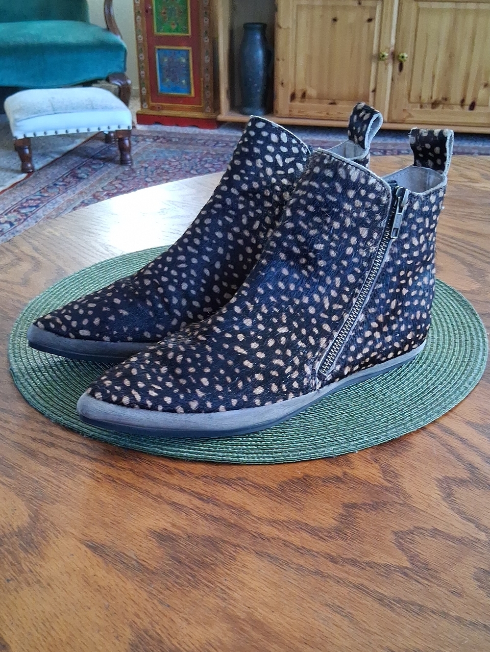 Free People Melrose Black Tan Calf Hair Animal Print Ponted Toe Ankle Boots 38